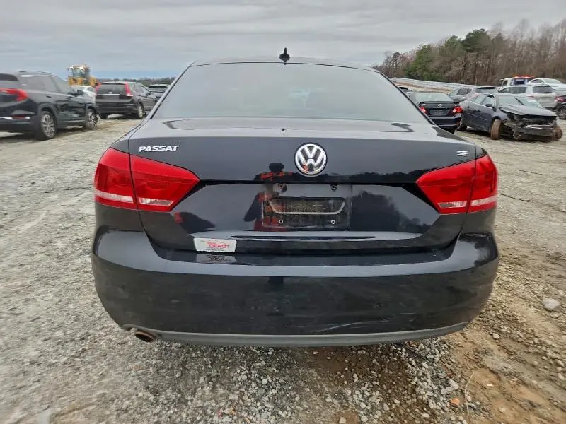 2013 VOLKSWAGEN PASSAT SE  