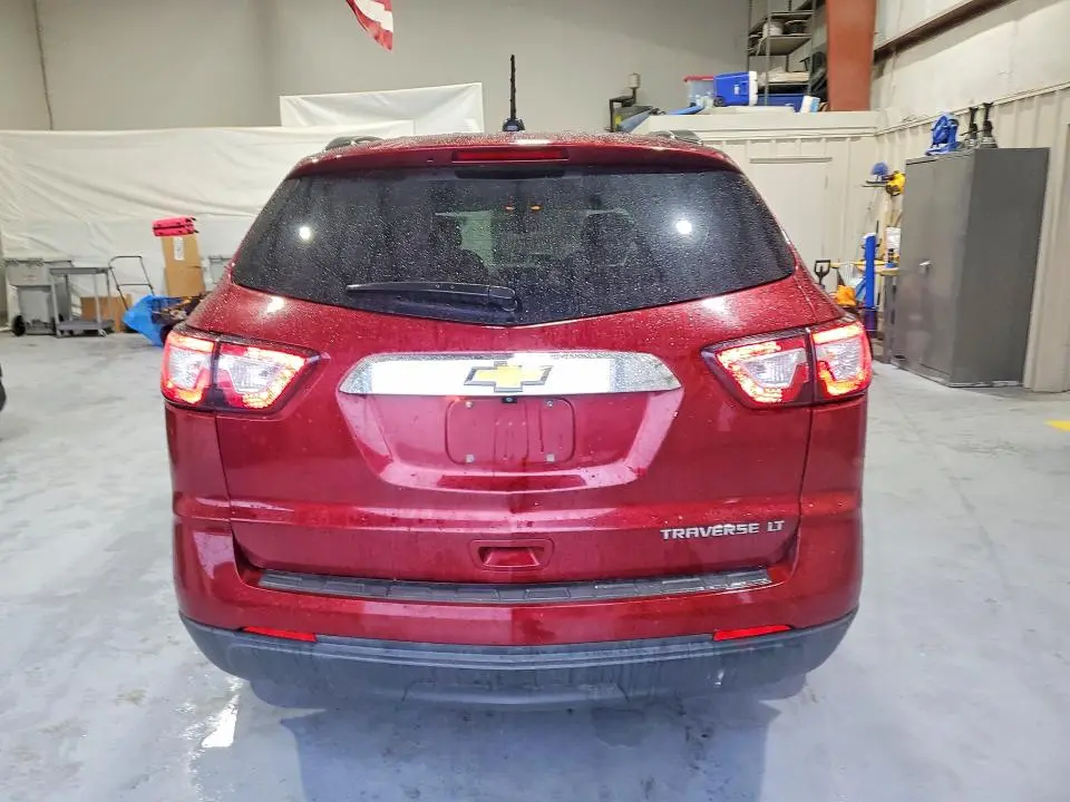 2016 CHEVROLET TRAVERSE LT  