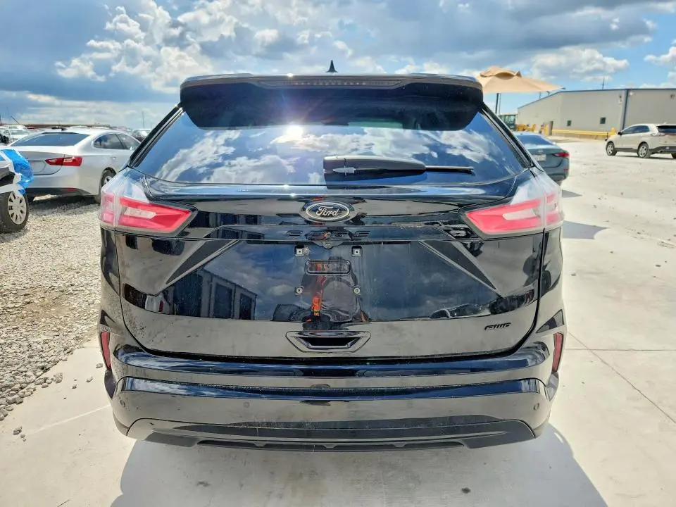 2024 FORD EDGE SE  