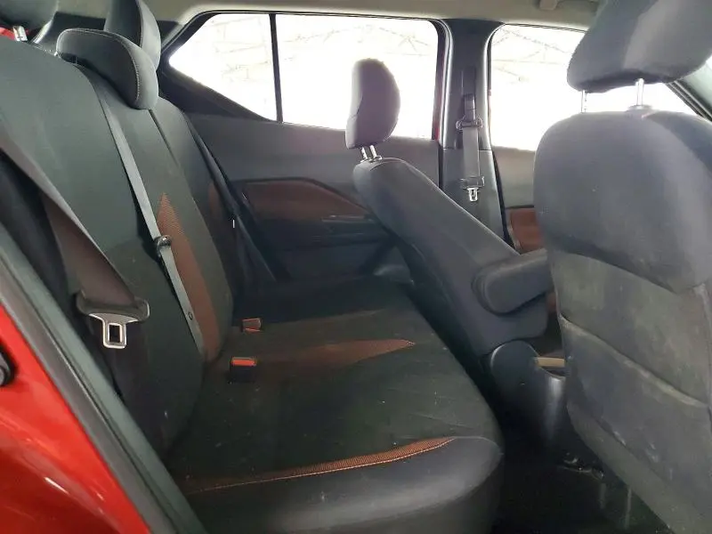 2018 NISSAN KICKS SR  