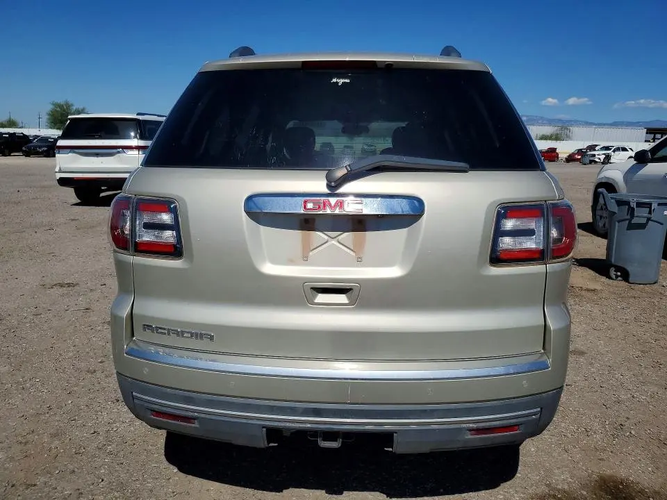 2014 GMC ACADIA SLE  