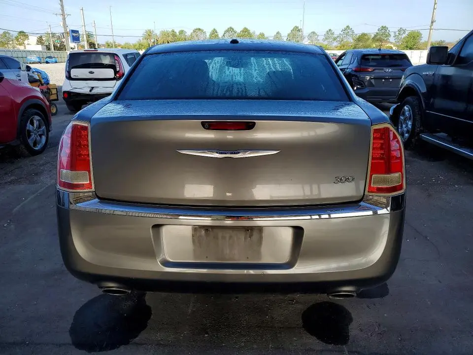 2012 CHRYSLER 300 LIMITED  