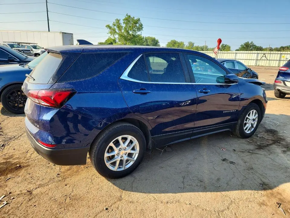 2022 CHEVROLET EQUINOX LT  