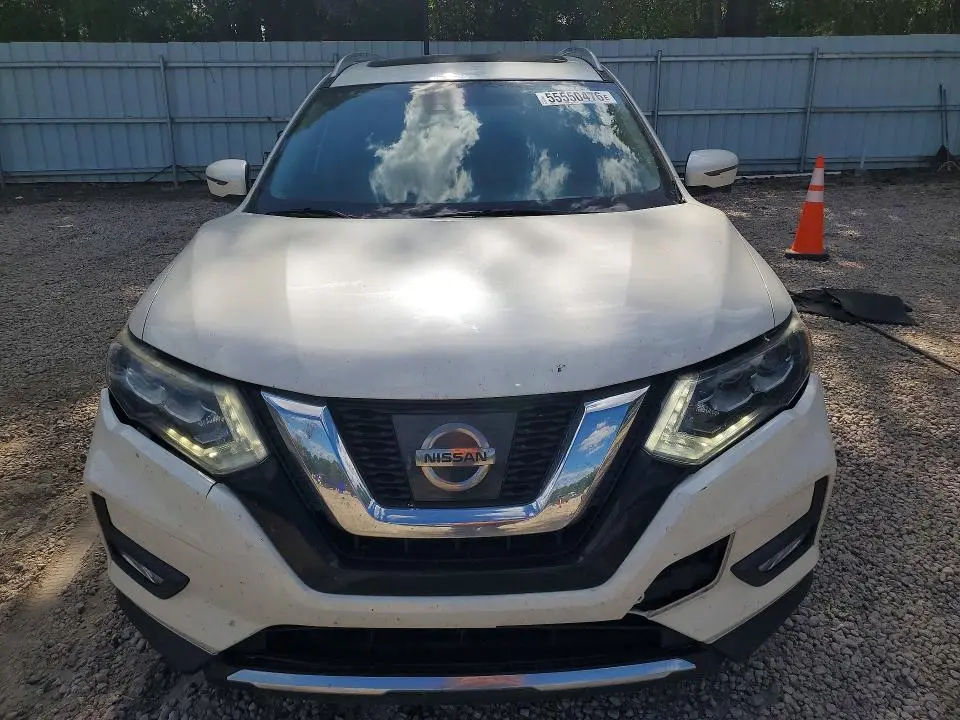 2017 NISSAN ROGUE SL  