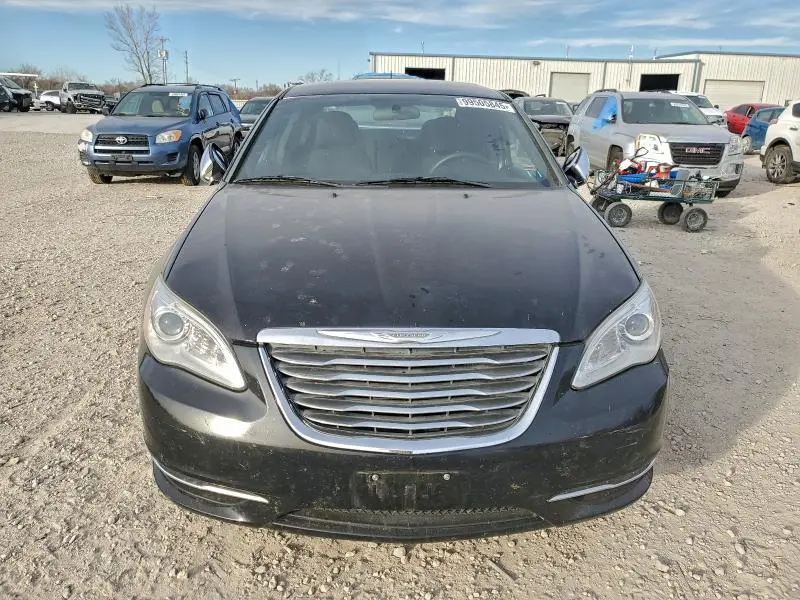 2013 CHRYSLER 200 LX  