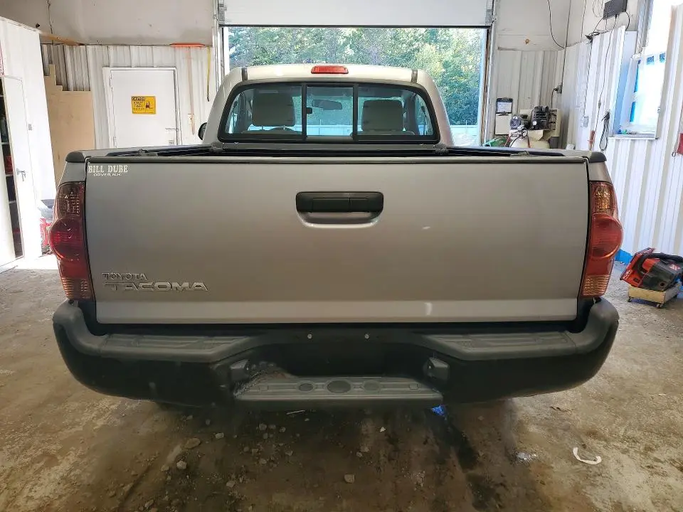 2014 TOYOTA TACOMA BASE  