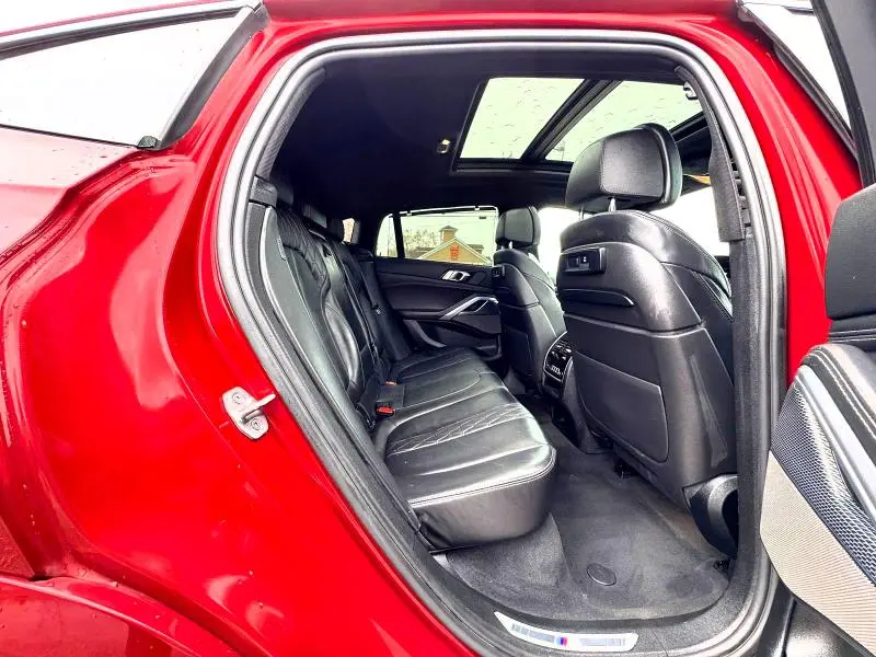 2021 BMW X6 M50I  