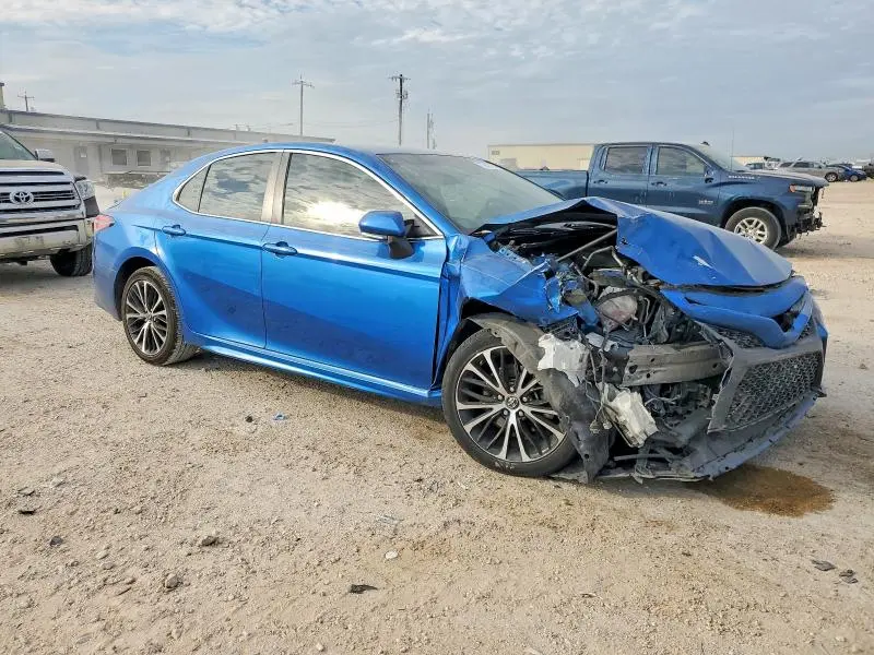 2018 TOYOTA CAMRY   
