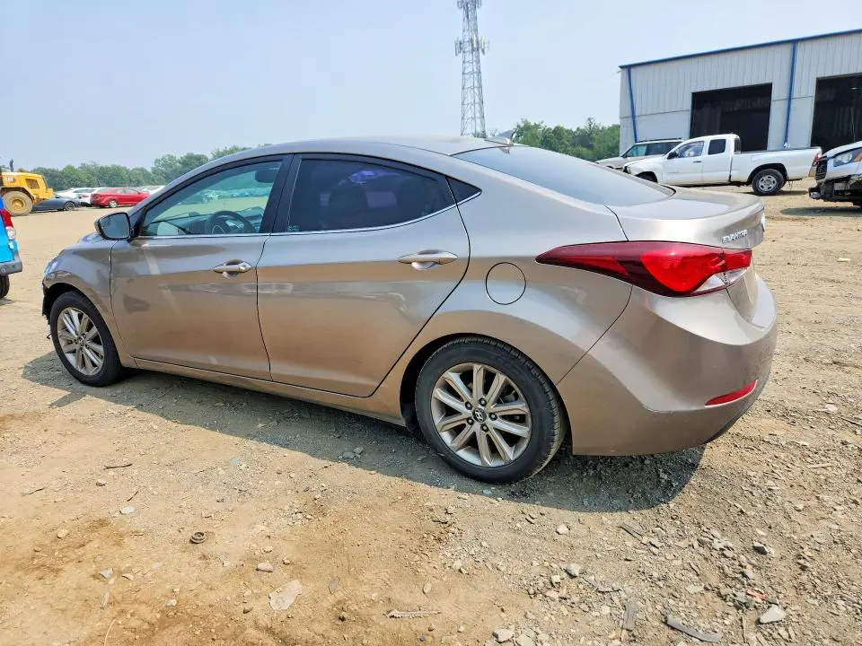 2015 HYUNDAI ELANTRA SE  