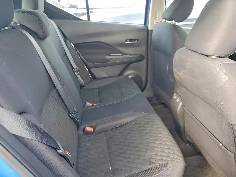 2023 NISSAN KICKS SV  