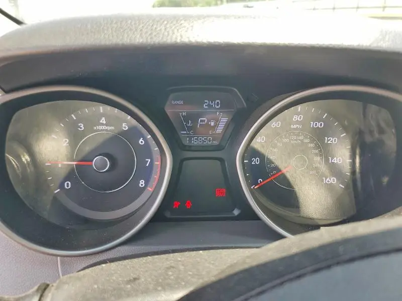 2016 HYUNDAI ELANTRA LIMITED  