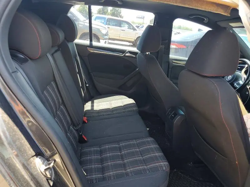 2011 VOLKSWAGEN GTI   