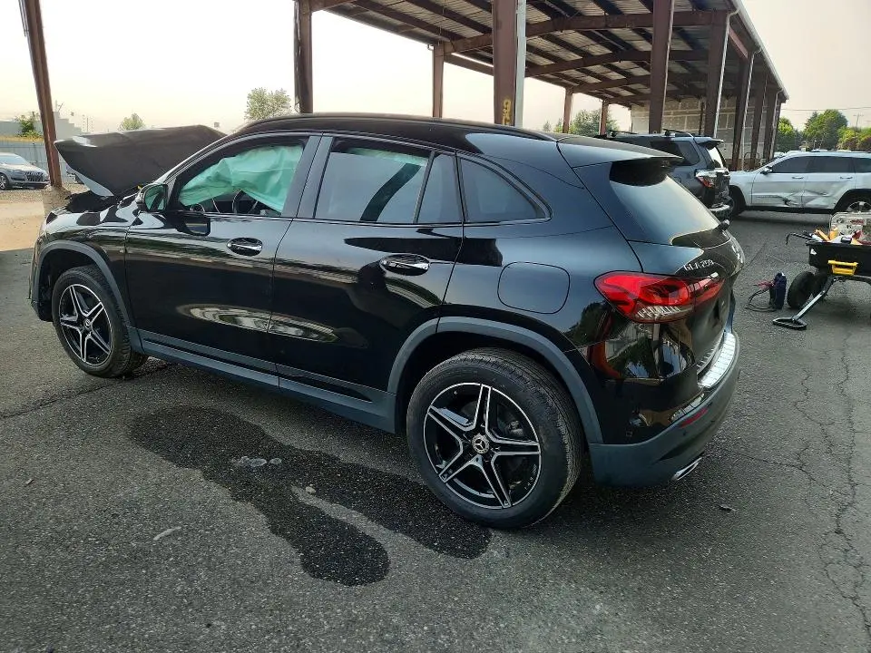 2023 MERCEDES-BENZ GLA 250 4MATIC  