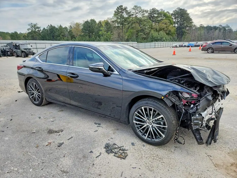 2025 LEXUS ES 300H BASE  