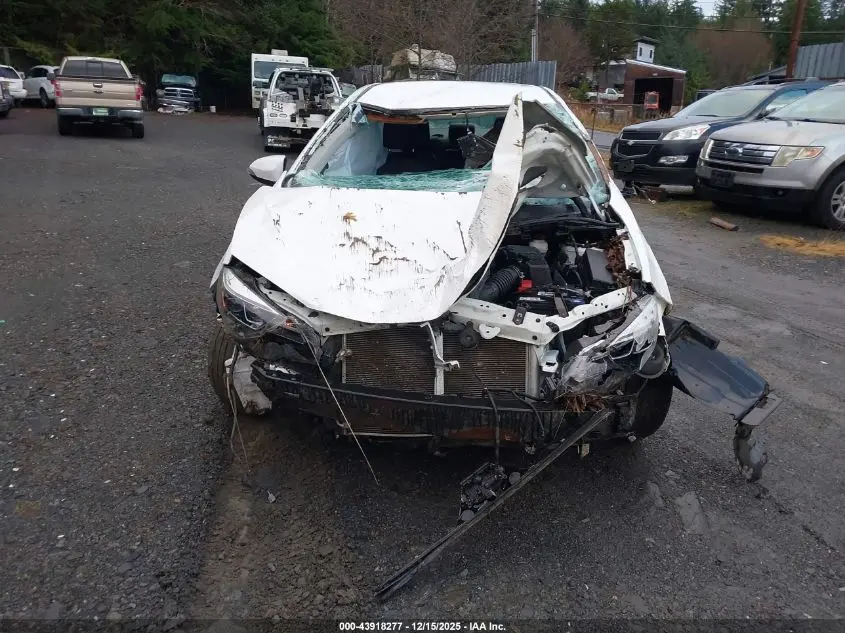 2017 TOYOTA COROLLA SE