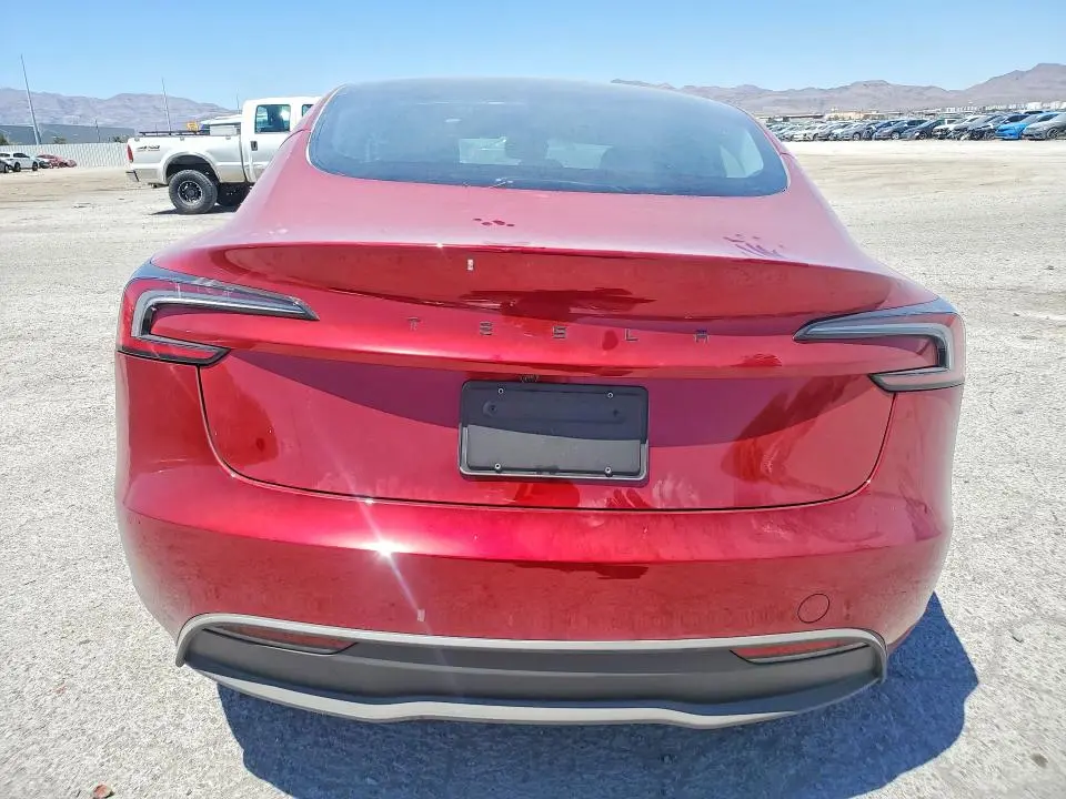 2026 TESLA MODEL 3   