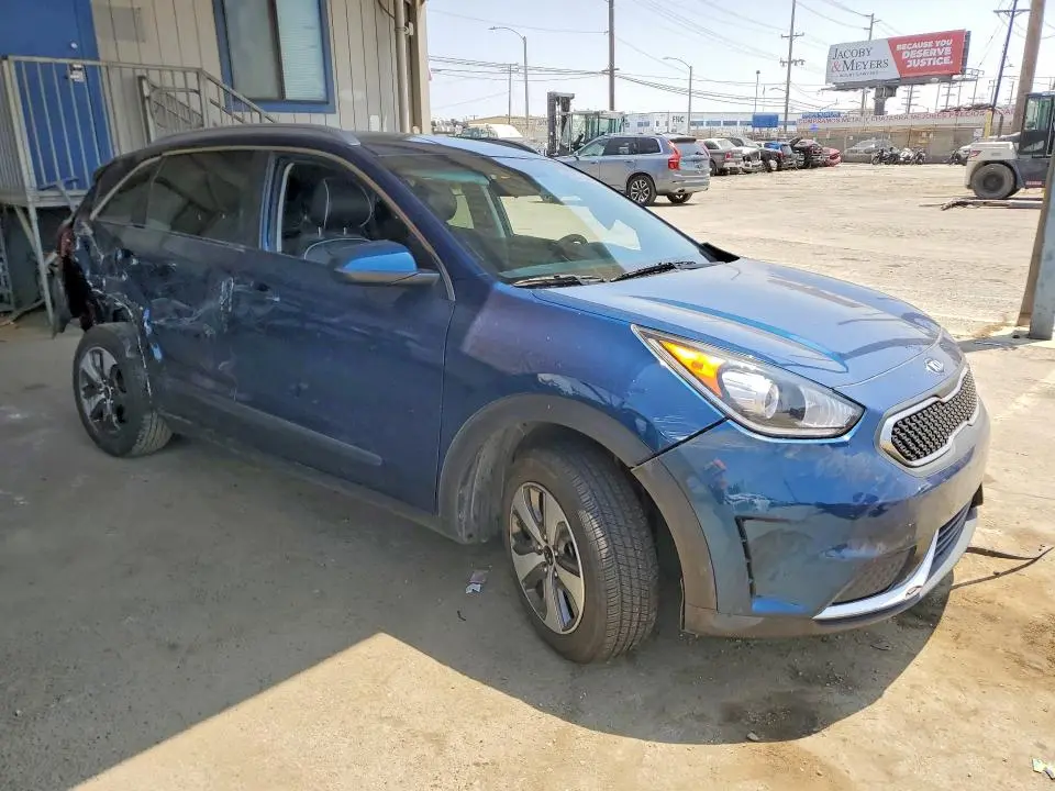 2019 KIA NIRO LX  