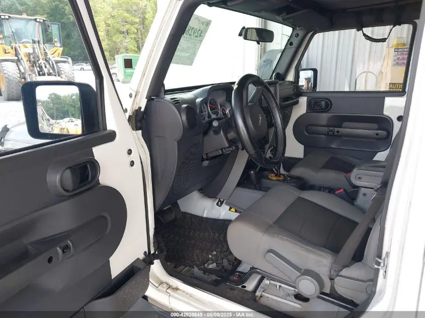 2010 JEEP WRANGLER UNLIMITED SPORT