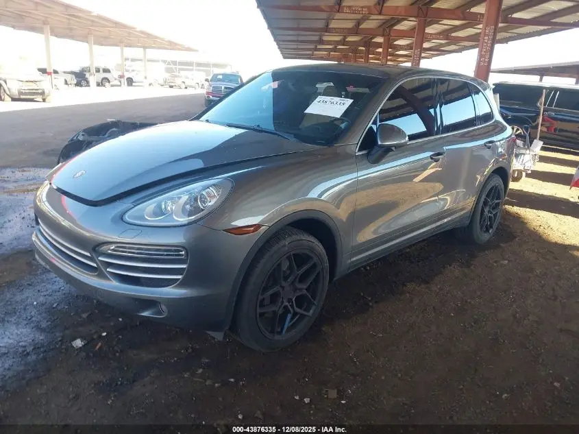 2014 PORSCHE CAYENNE PLATINUM EDITION