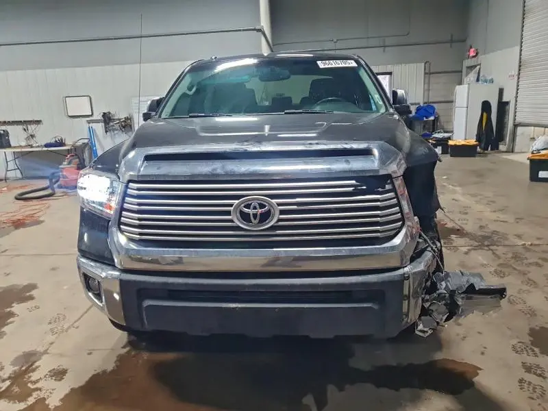2015 TOYOTA TUNDRA CREWMAX LIMITED  