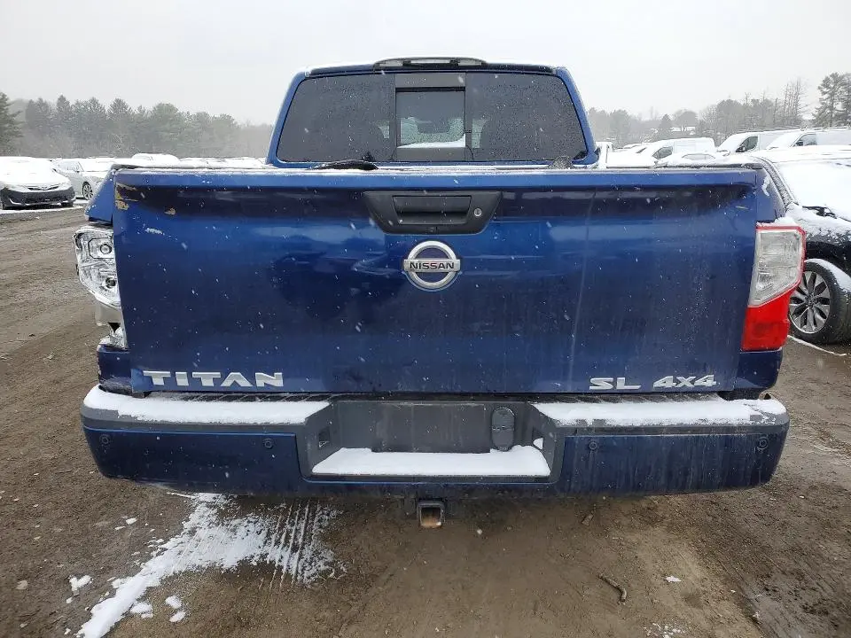 2017 NISSAN TITAN SL  
