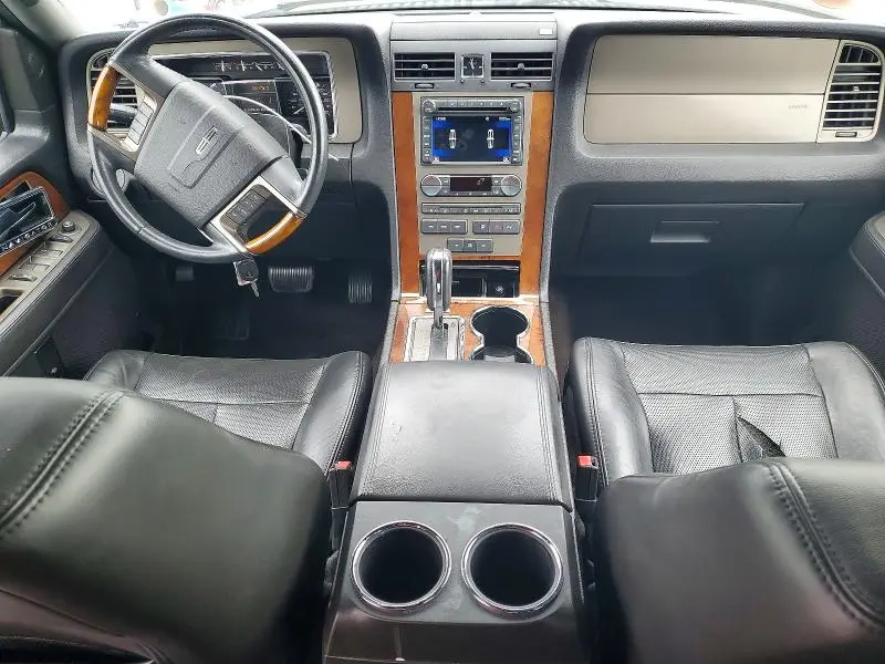 2014 LINCOLN NAVIGATOR   