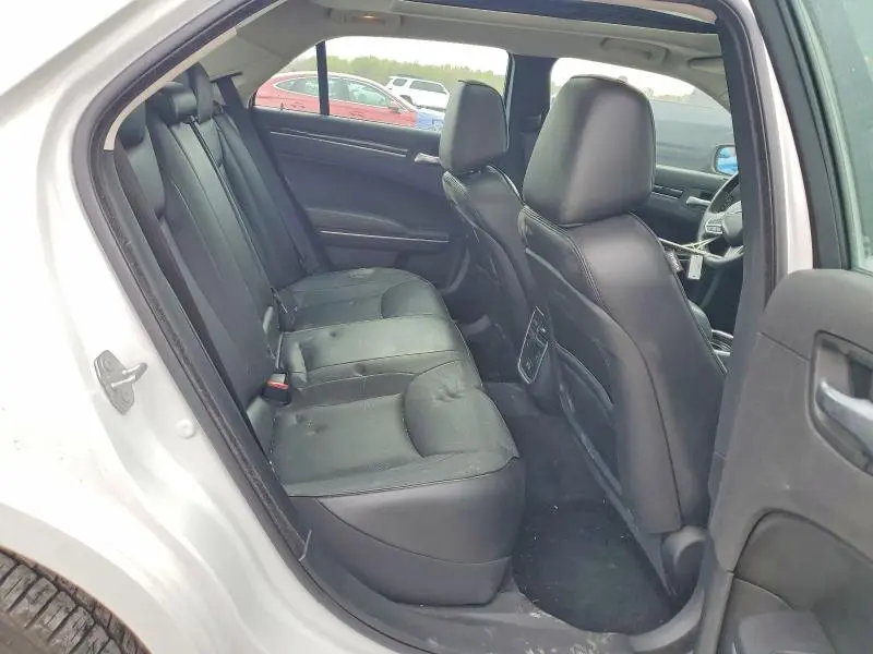 2018 CHRYSLER 300 LIMITED  