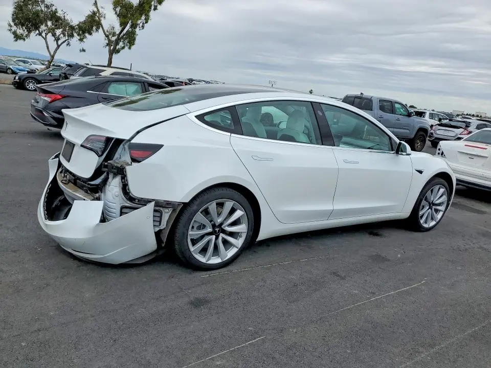 2020 TESLA MODEL 3   