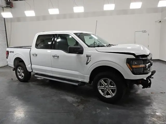 2025 FORD F150 XLT  