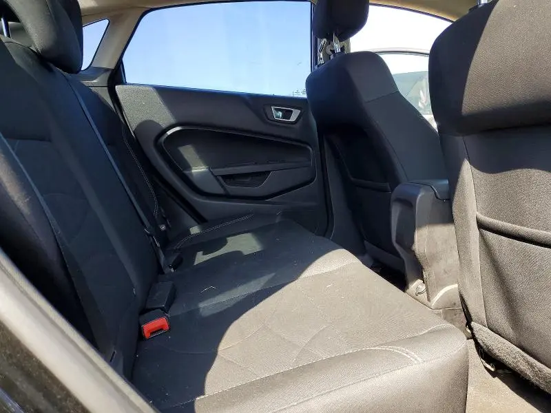 2016 FORD FIESTA SE  