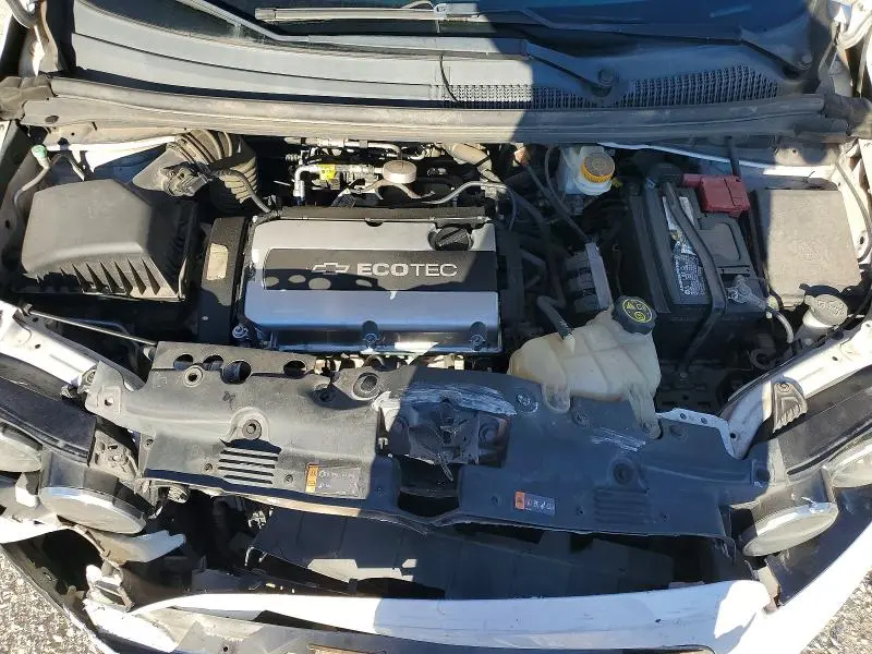 2016 CHEVROLET SONIC LT  