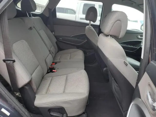 2017 HYUNDAI SANTA FE SE  