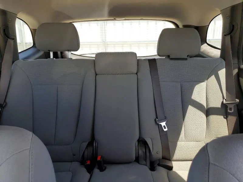 2010 HYUNDAI SANTA FE GLS  