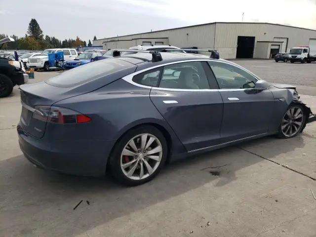 2015 TESLA MODEL S 85D  