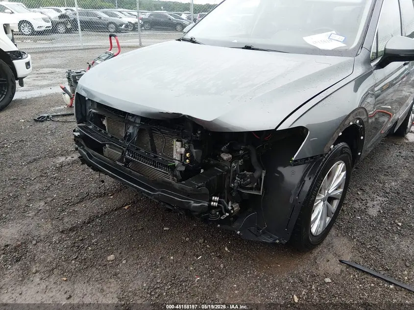 2018 VOLKSWAGEN TIGUAN 2.0T SE/2.0T SEL