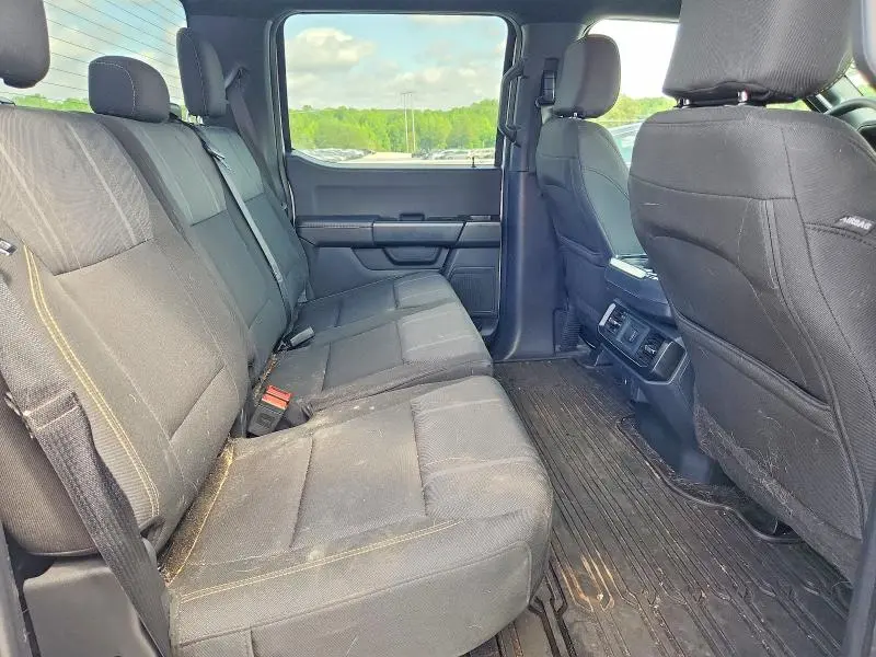 2025 FORD F150 STX  