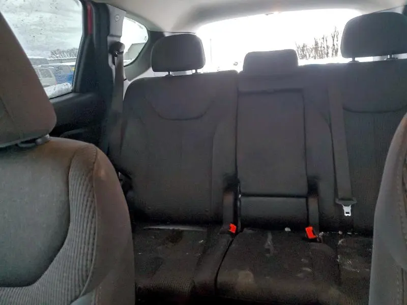 2020 HYUNDAI SANTA FE SE  