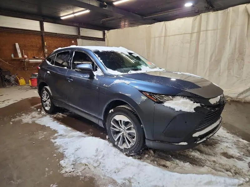 2021 TOYOTA VENZA LE  