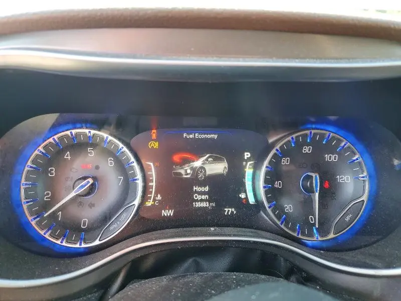 2017 CHRYSLER PACIFICA LIMITED  