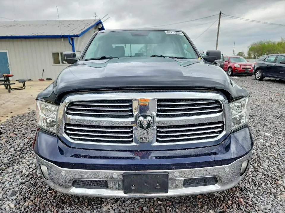 2018 RAM 1500 SLT  