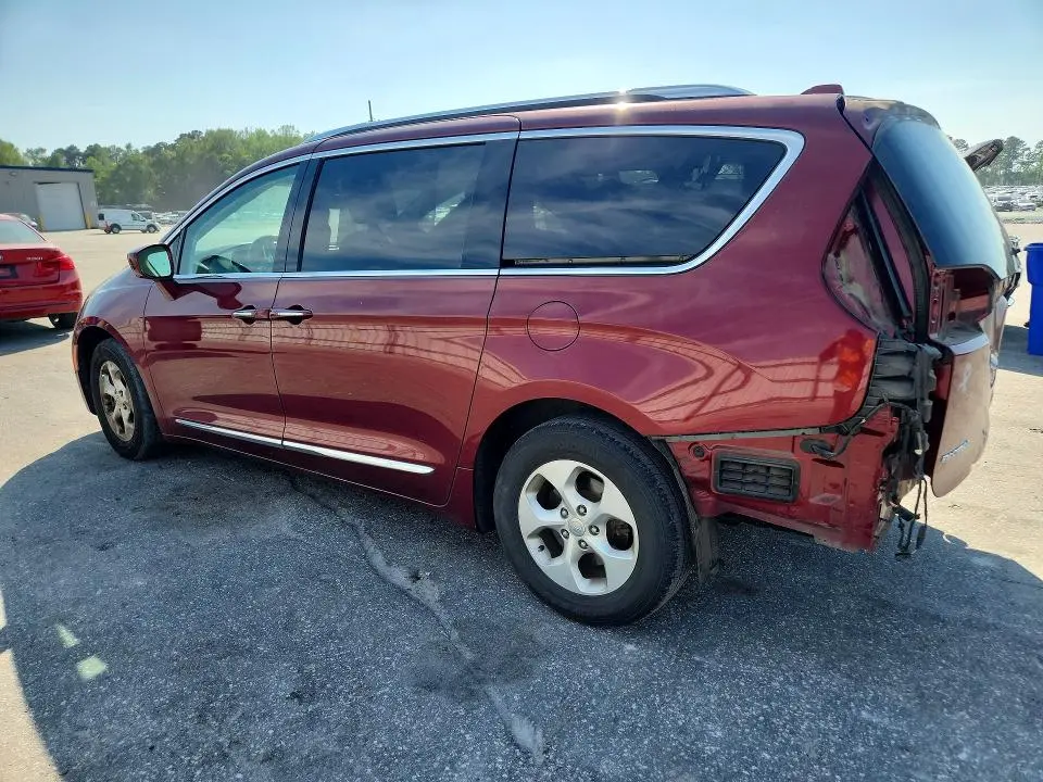 2017 CHRYSLER PACIFICA TOURING L PLUS  