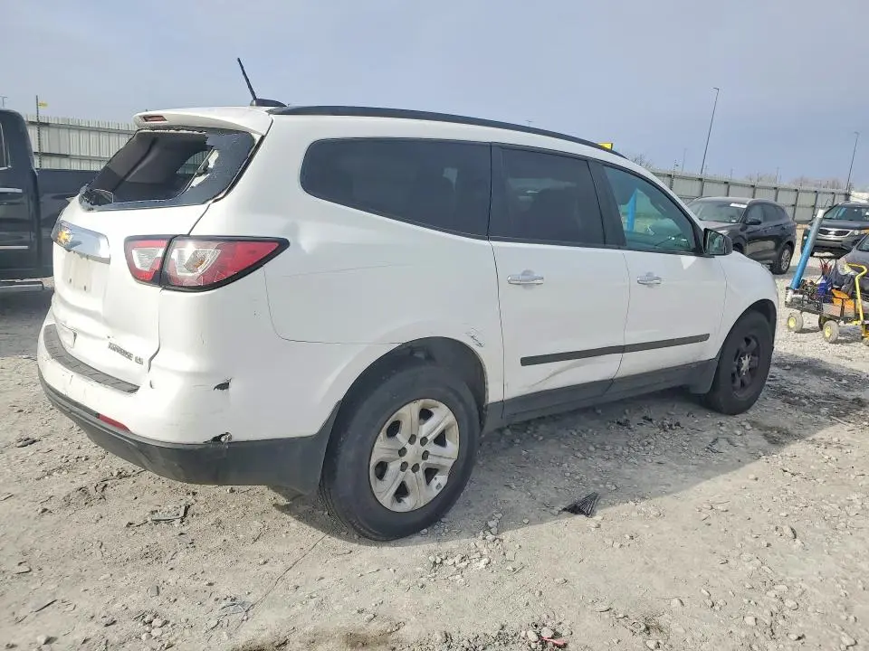 2016 CHEVROLET TRAVERSE LS  