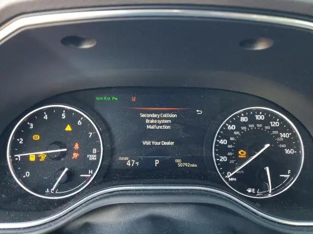 2019 TOYOTA AVALON XLE  