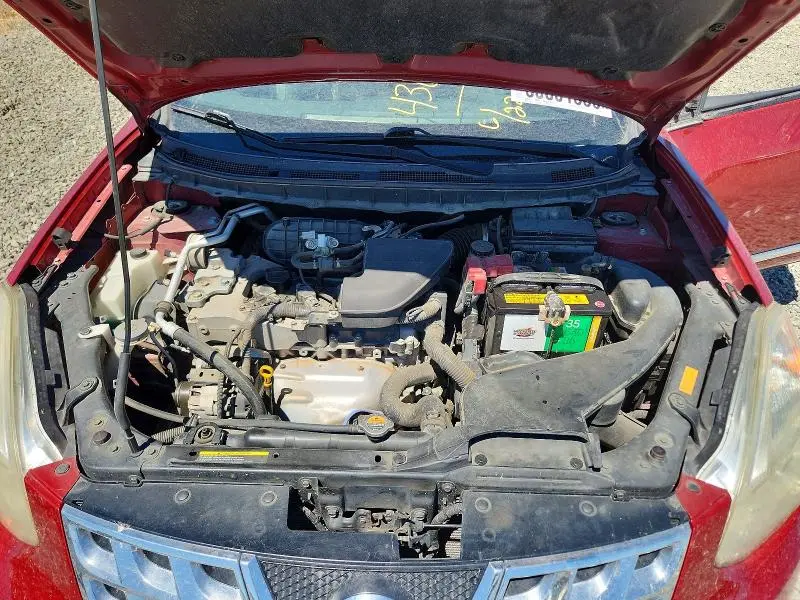 2011 NISSAN ROGUE S  