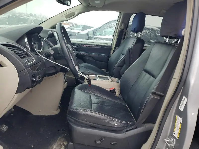 2014 CHRYSLER TOWN & COUNTRY TOURING  