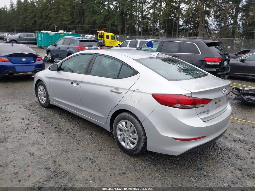 2017 HYUNDAI ELANTRA SE