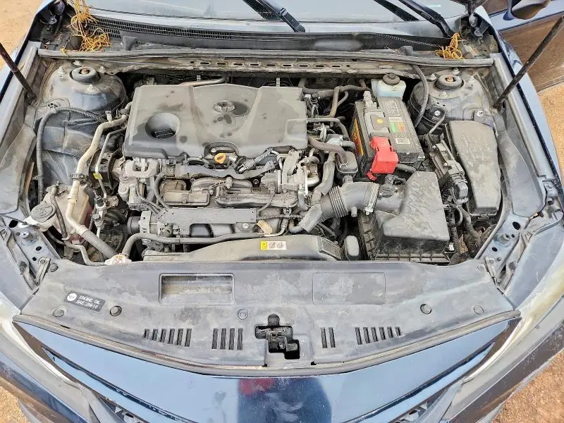 2019 TOYOTA CAMRY SE  