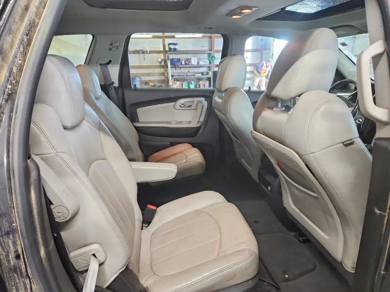 2010 CHEVROLET TRAVERSE LTZ  