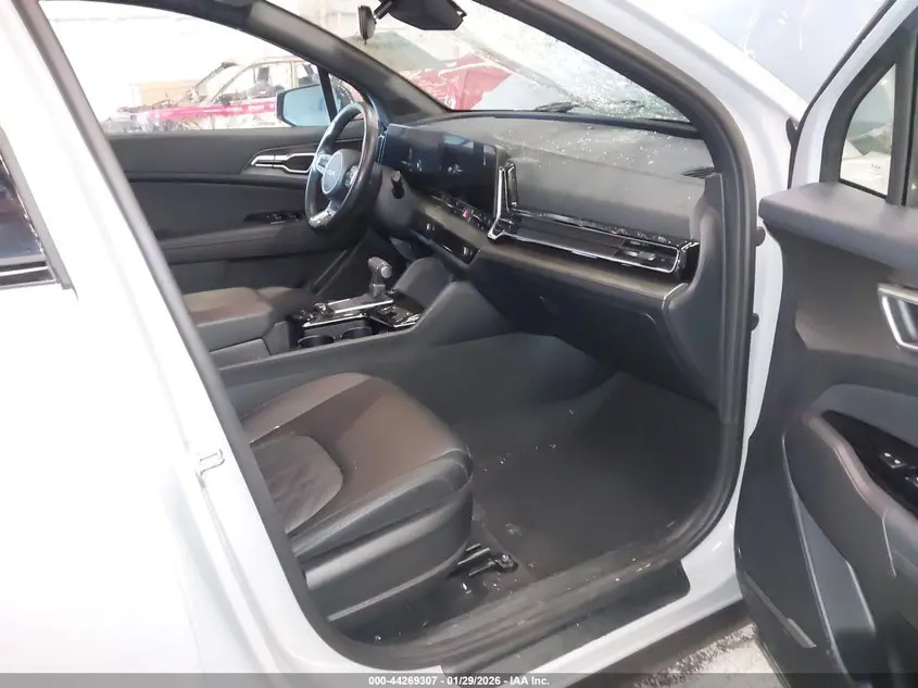 2025 KIA SPORTAGE X-LINE