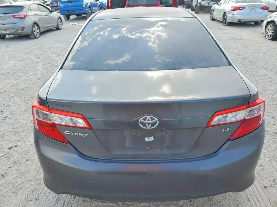 2013 TOYOTA CAMRY LE  
